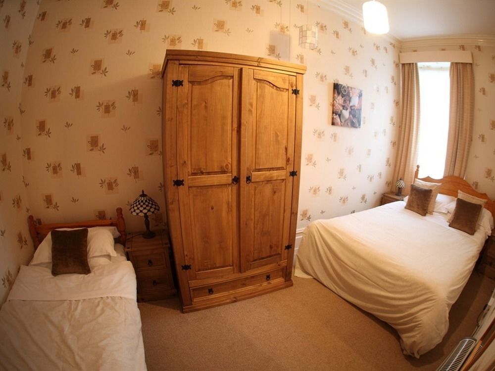 The Harbour Lights Bed and Breakfast Ilfracombe Buitenkant foto